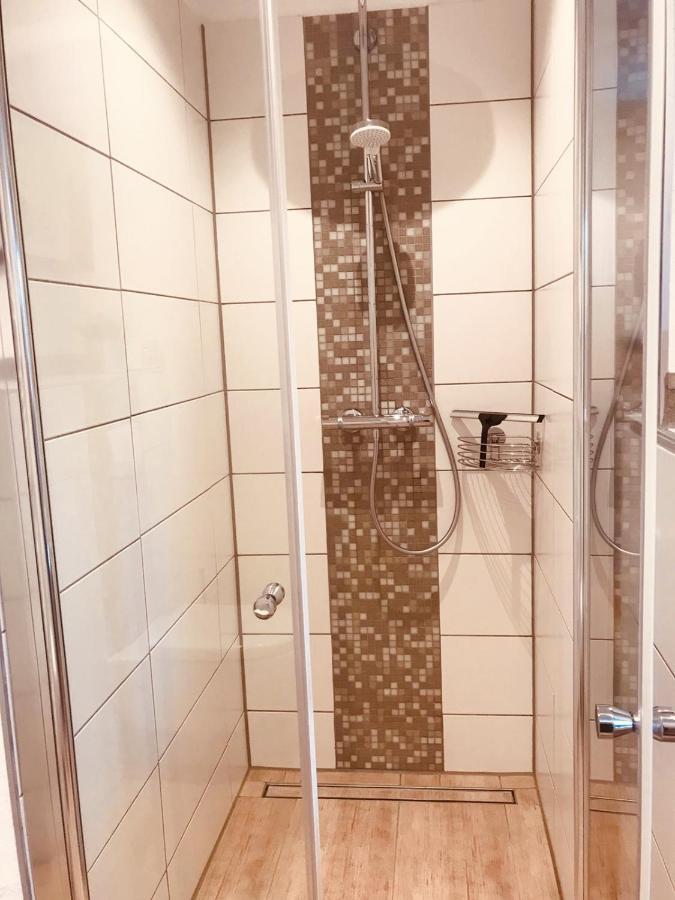 Jette Mit Wallbox Apartment
